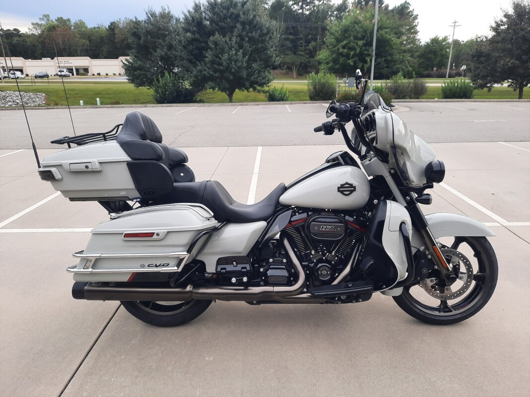 2020 Harley-Davidson CVO Limited Sand Dune - Photo 5
