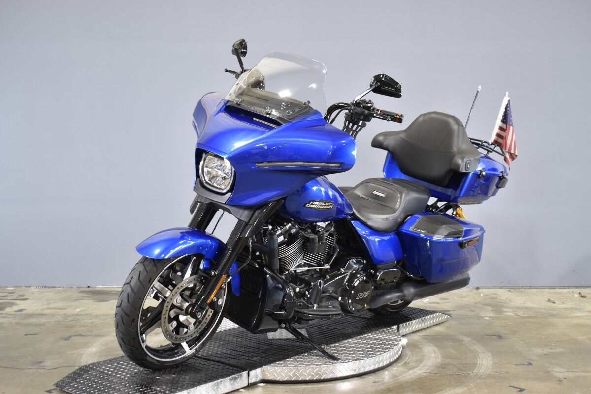 2024 Harley-Davidson Street Glide FLHX - Photo 4