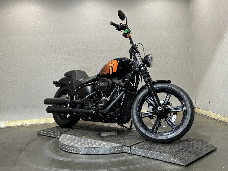 Harley-Davidson Street Bob 114 2023 FXBBS 062186N BLACK - Photo 3