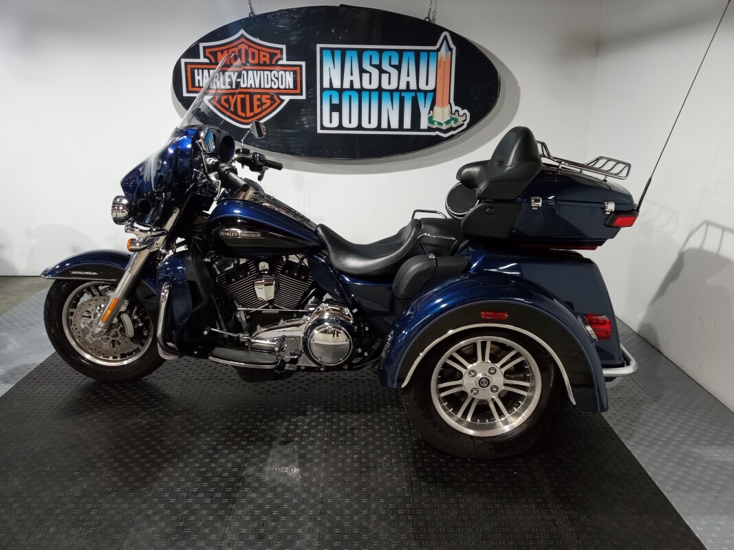 2014 Harley DavidsonTri Glide Ultra Classic Big Blue Pearl/Vivid Black - Photo 3