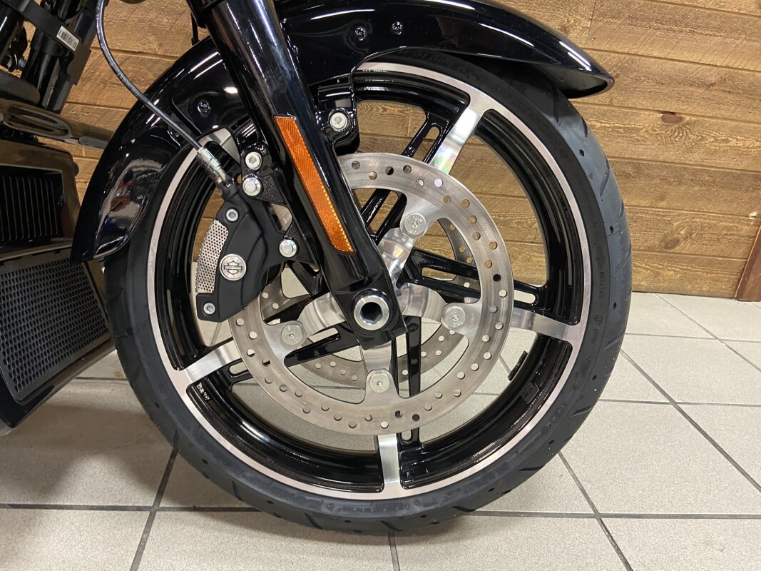 2025 Harley-Davidson Road Glide Midnight Firestorm - Black Finish FLTRX - Photo 4