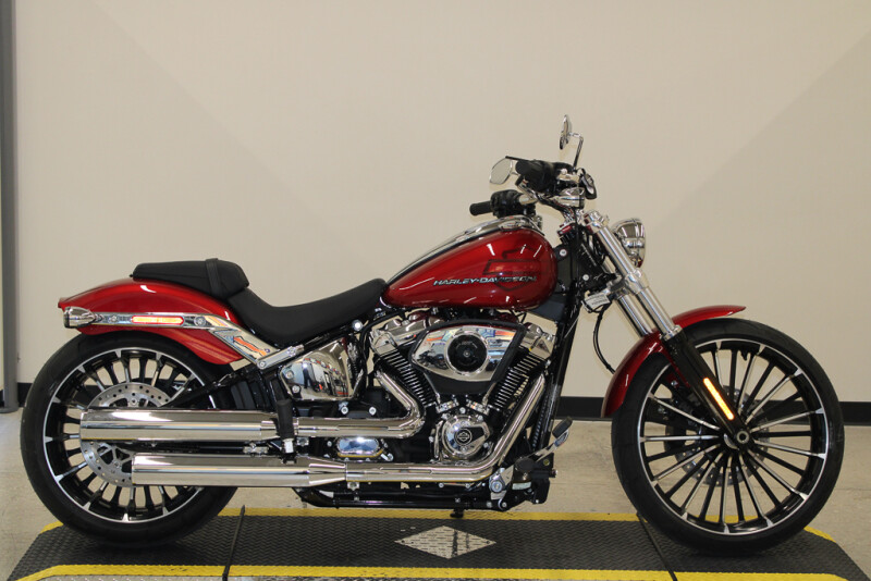 2025 Harley-Davidson Breakout Cruiser FXBR