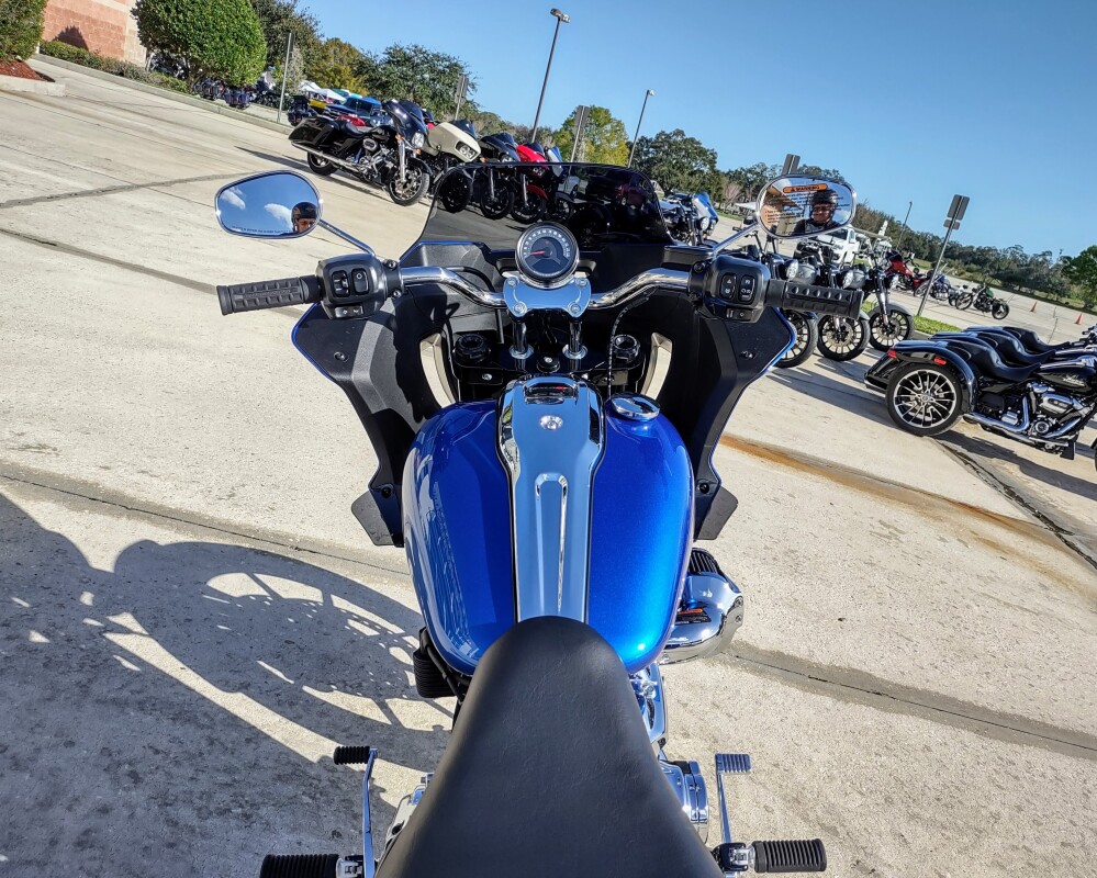 Low Rider ST - Photo 6