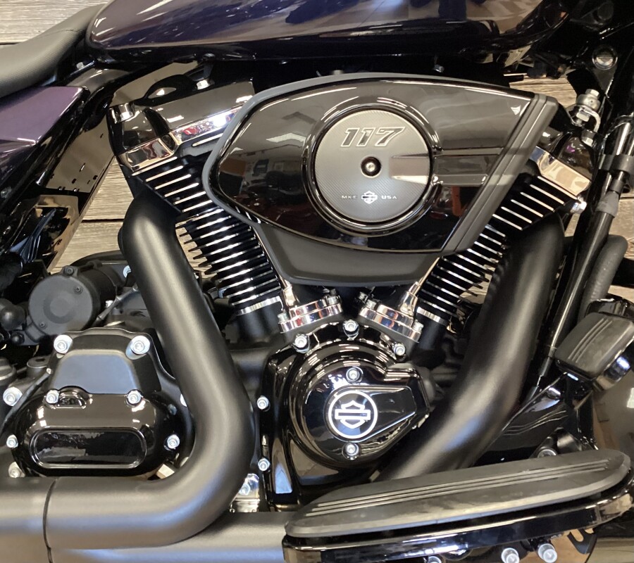 2025 Harley-Davidson Road Glide Mystic Shift - Black Finish - Photo 5