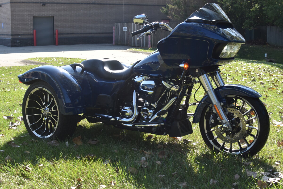 2023 Harley-Davidson Road Glide 3 FLTRT - Photo 2