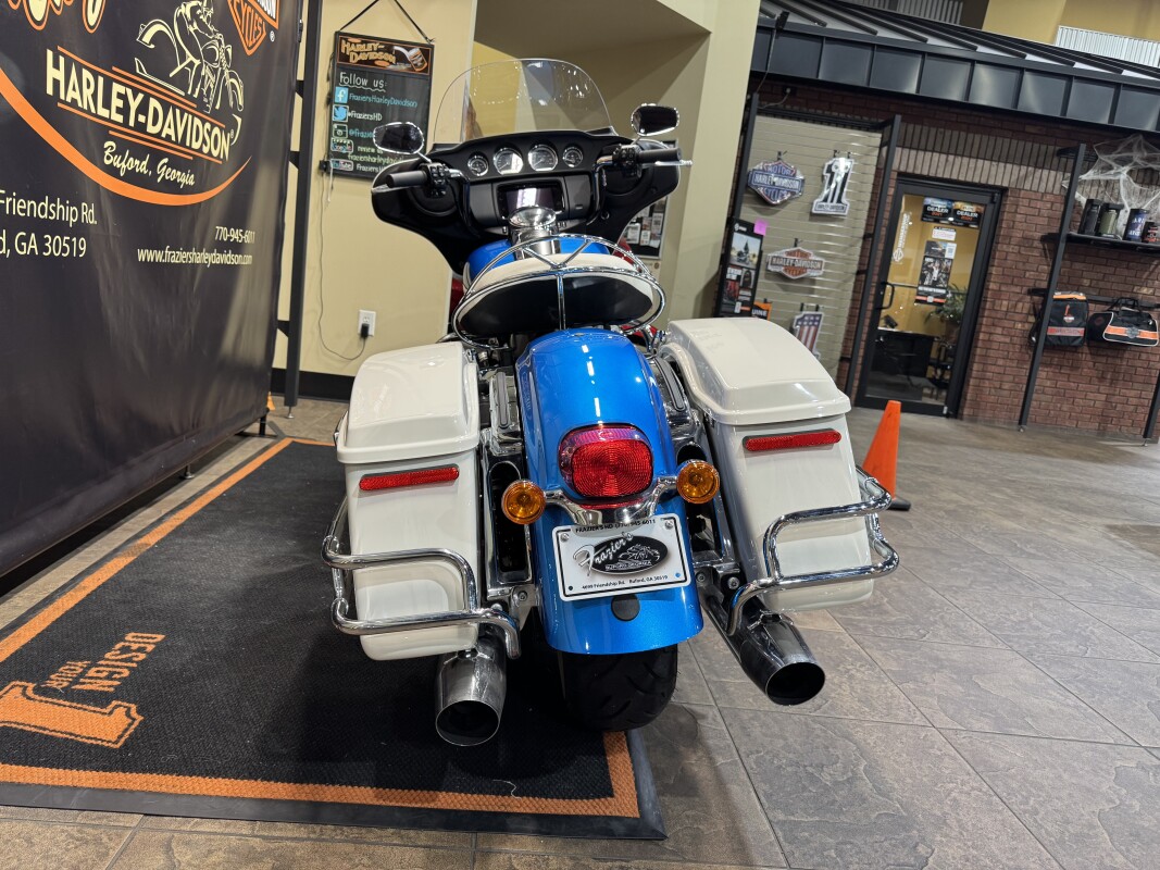 2021 Harley-Davidson Electra Glide Revival Hi-Fi Blue/Birch White - Photo 3