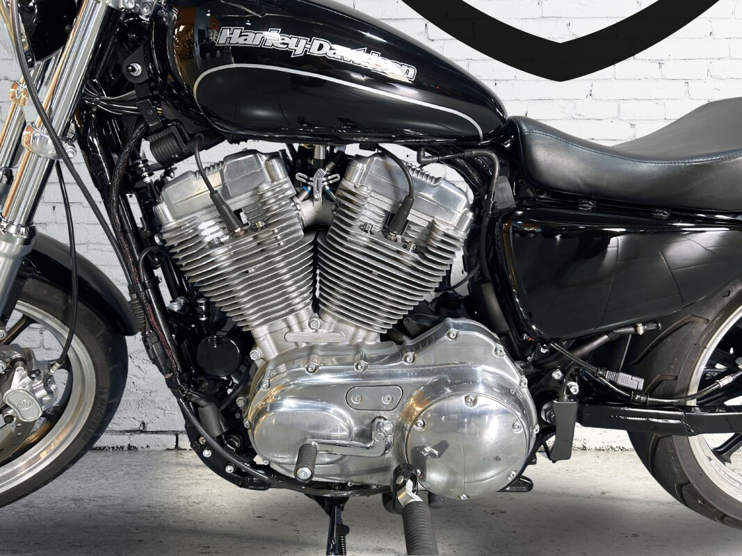 2017 Harley-Davidson SuperLow Vivid Black - Photo 7