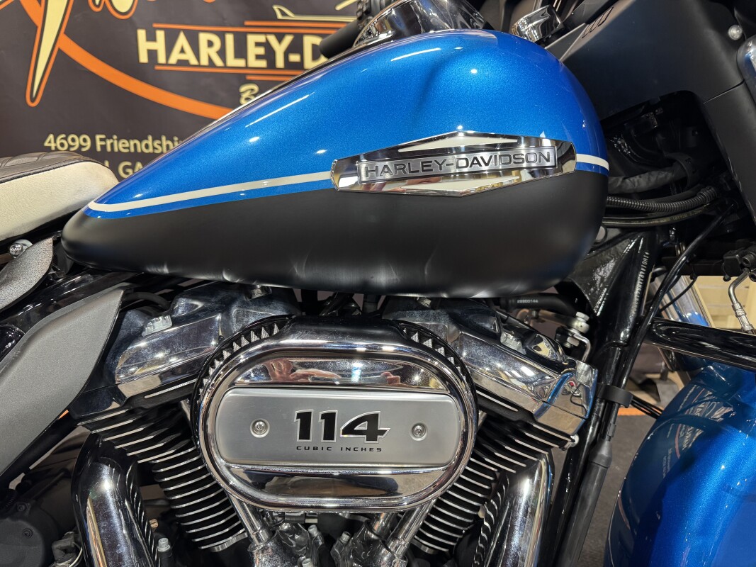 2021 Harley-Davidson Electra Glide Revival Hi-Fi Blue/Birch White - Photo 4
