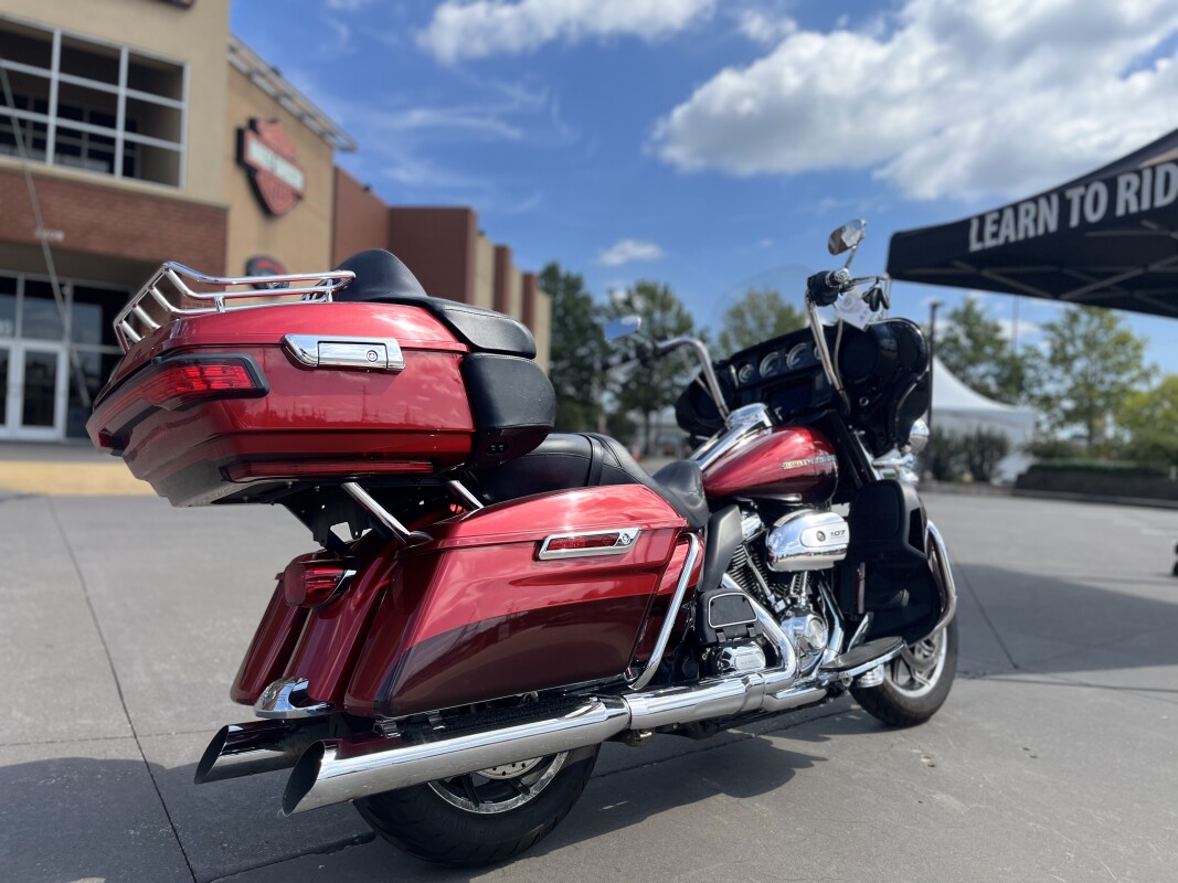 2018 Harley-Davidson Ultra Limited FLHTK WKDRED/TWTDCHRY 619851 - Photo 3