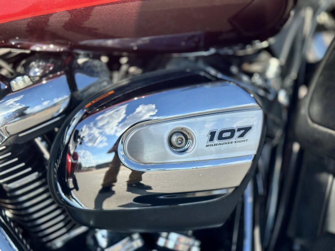 2018 Harley-Davidson Ultra Limited FLHTK WKDRED/TWTDCHRY 650306 - Photo 10
