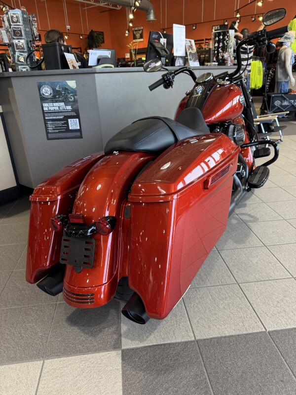 FLHRXS 2025 Road King Special - Photo 6