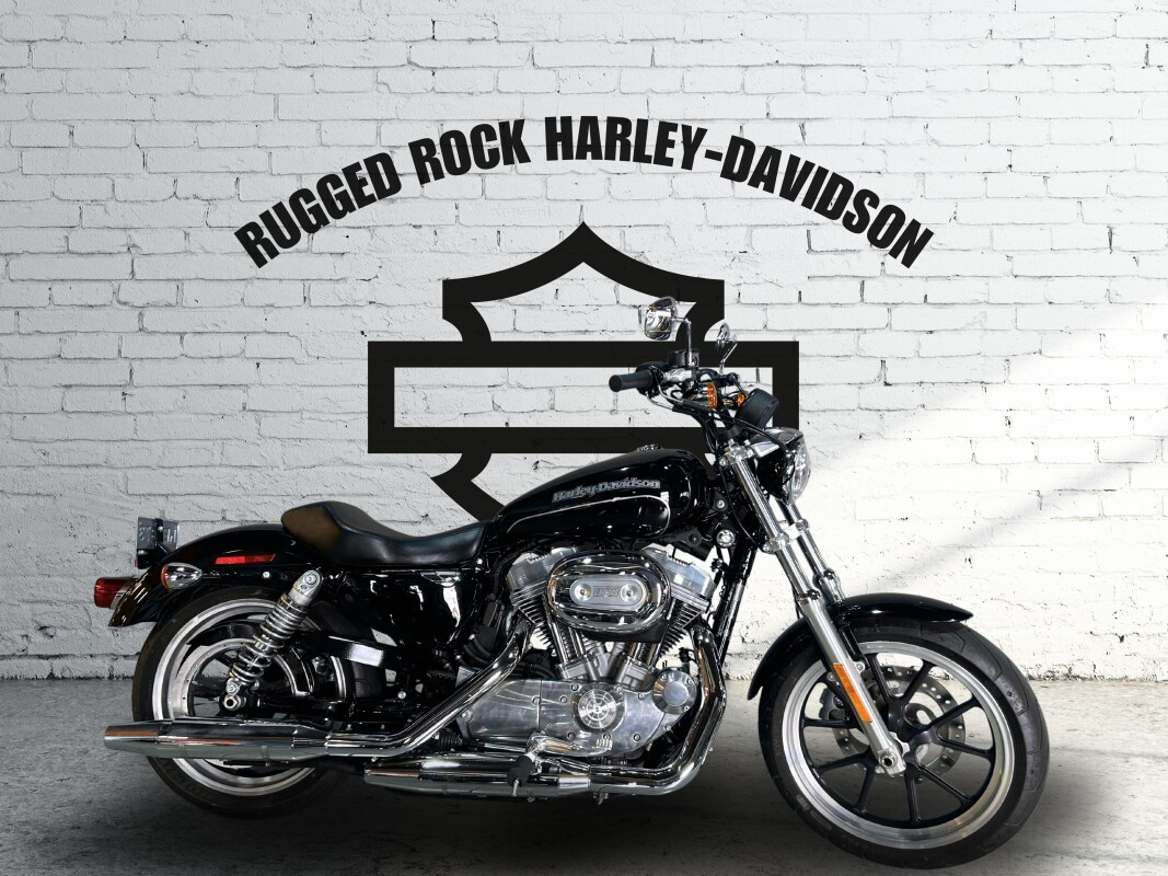 2017 Harley-Davidson SuperLow Vivid Black
