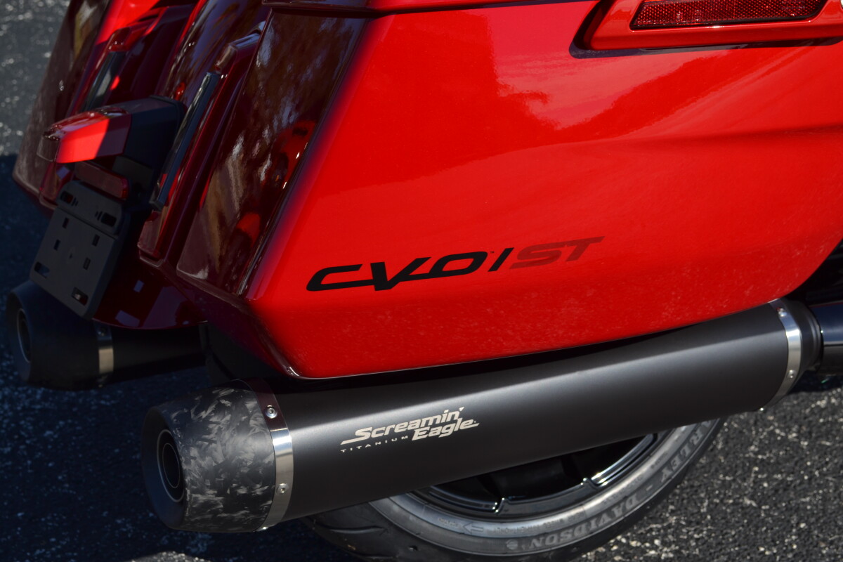 2025 Harley-Davidson CVO Road Glide ST Rally Red - FLTRXSTSE - Photo 7