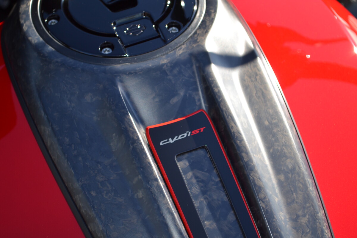 2025 Harley-Davidson CVO Road Glide ST Rally Red - FLTRXSTSE - Photo 10