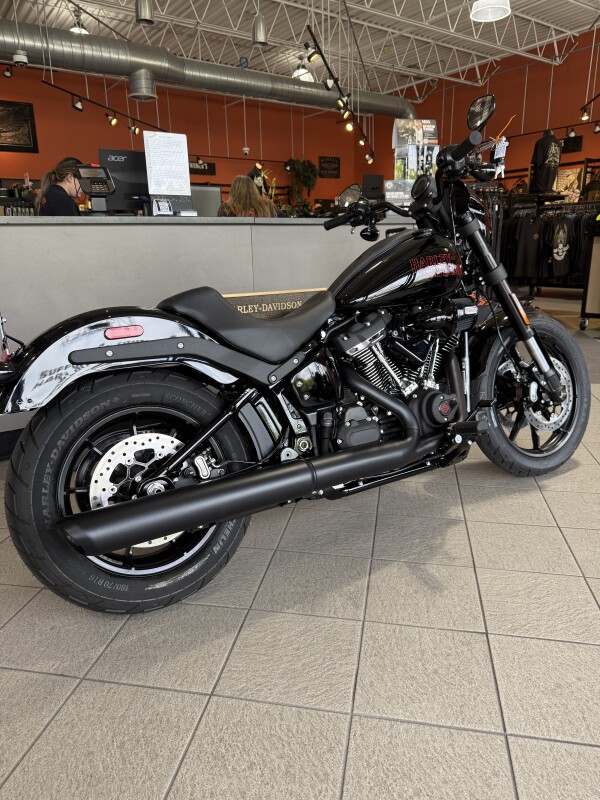 FXLRS 2025 Low Rider S