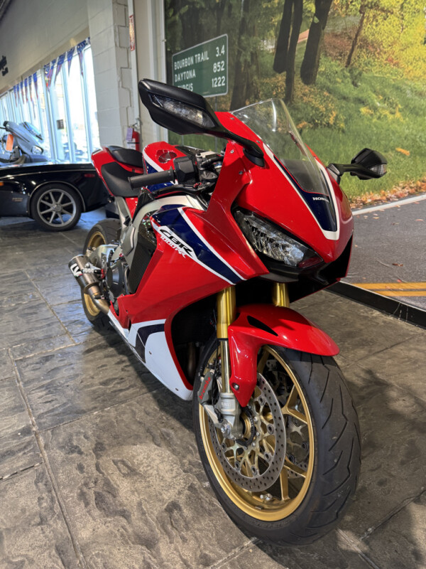 2017 Honda CBR1000RR SP - Photo 9