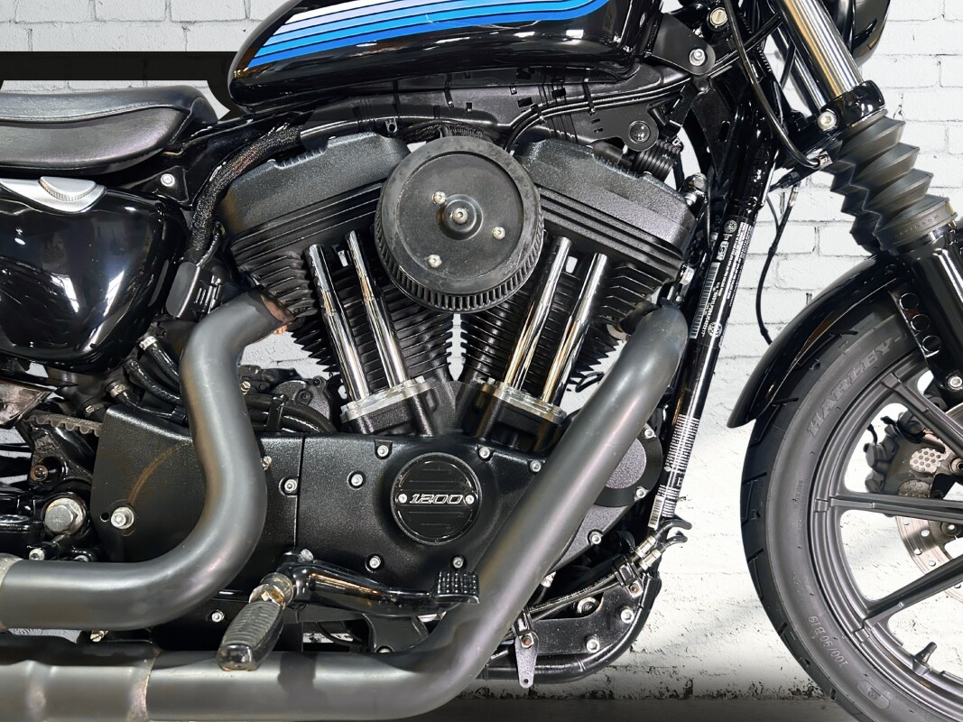 2018 Harley-Davidson Iron 1200 Vivid Black - Photo 4