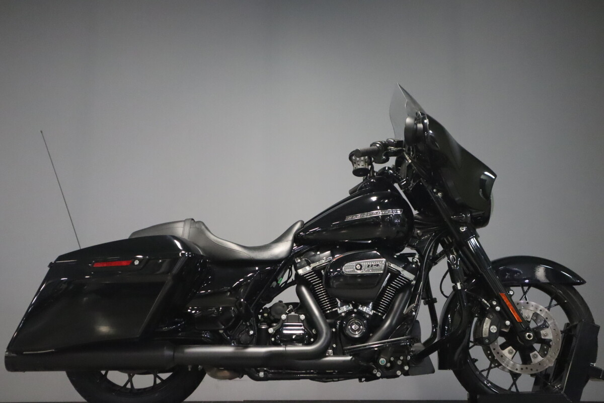 2020 Harley-Davidson Street Glide Special FLHXS