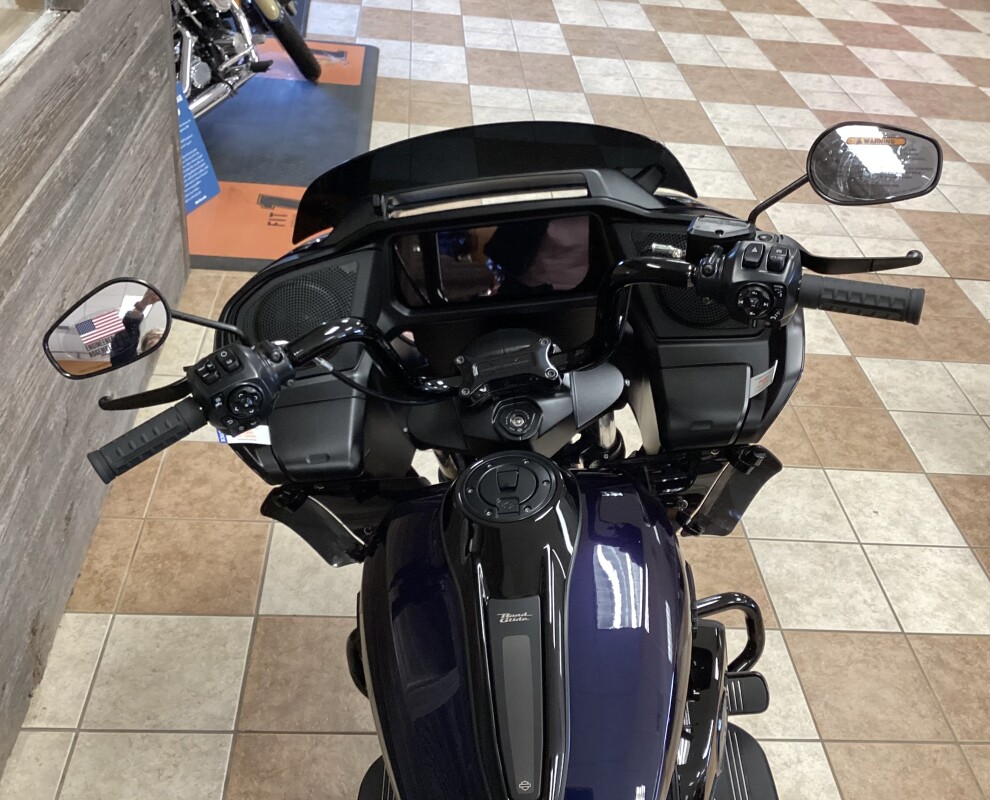 2025 Harley-Davidson Road Glide Mystic Shift - Black Finish - Photo 4