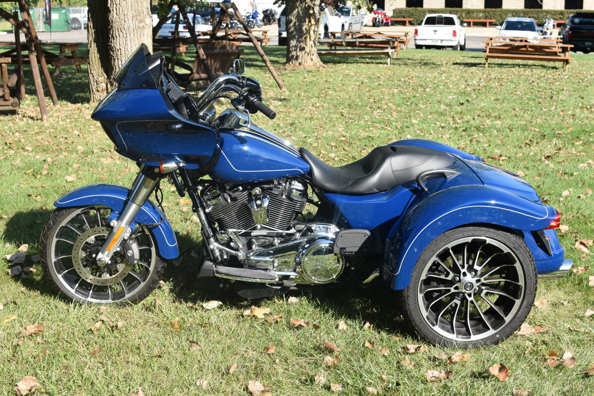 2023 Harley-Davidson Road Glide 3 FLTRT - Photo 4