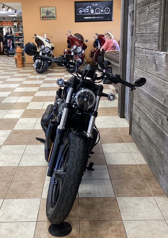2025 Harley-Davidson Nightster Special Vivid Black - Photo 2