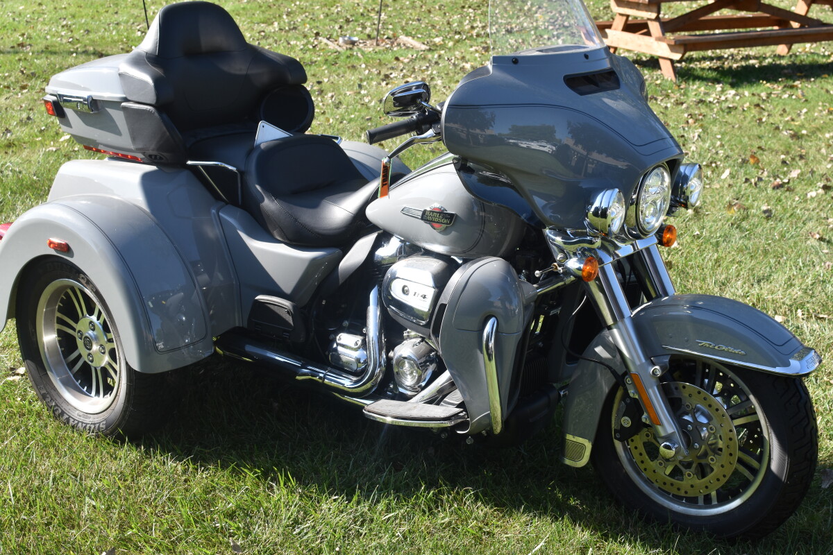 2024 Harley-Davidson Tri Glide Ultra FLHTCUTG - Photo 4