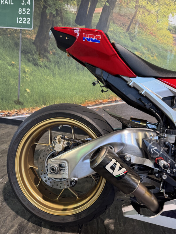 2017 Honda CBR1000RR SP - Photo 8
