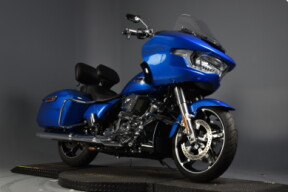 2025 Harley-Davidson® Road Glide™ FLTRX thumb 2