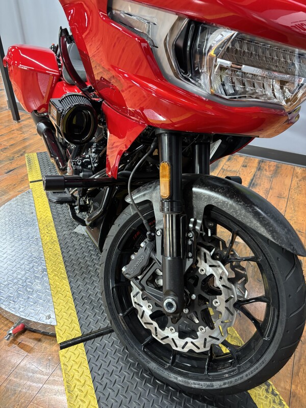 2025 Harley-Davidson CVO Road Glide ST RALLY RED - Photo 3