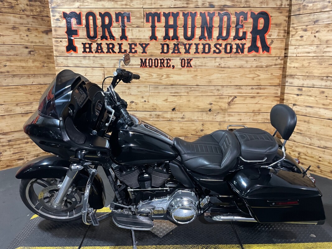 Harley-Davidson Road Glide 2016 FLTRX Vivid Black - Photo 7