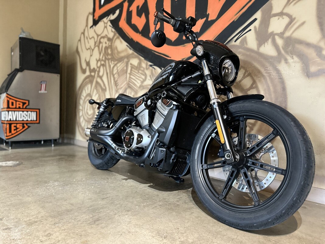 RH975 2022 Nightster - Photo 5
