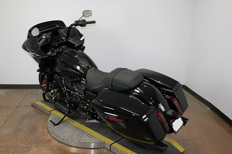 Harley-Davidson Road Glide 2025 FLTRX 84649379 MDNGHT FIRSTORM - Photo 3