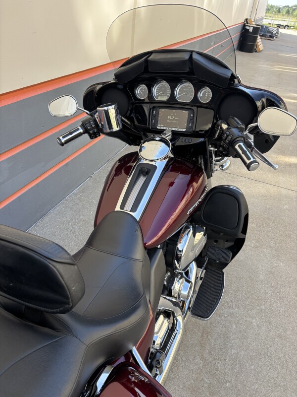 2015 Harley-Davidson Ultra Limited Low MYS RED/CAYENNE W/ PINSTRIP - Photo 3