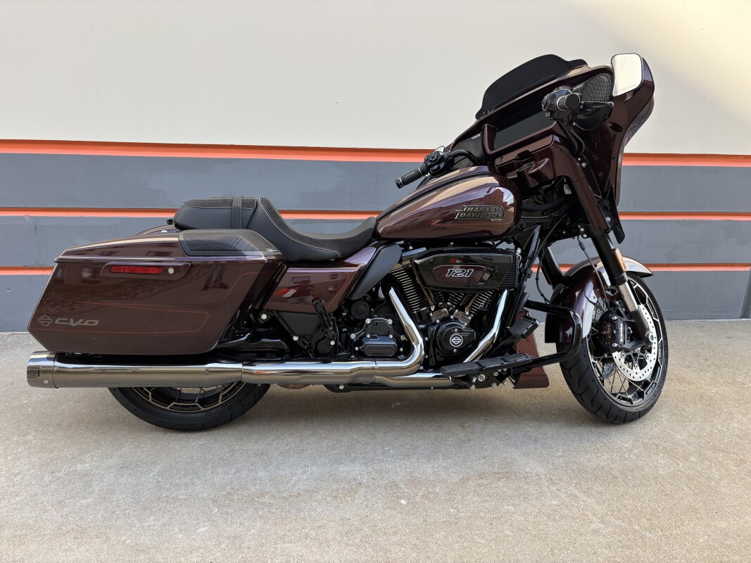 2024 Harley-Davidson CVO Street Glide COPPERHEAD BO