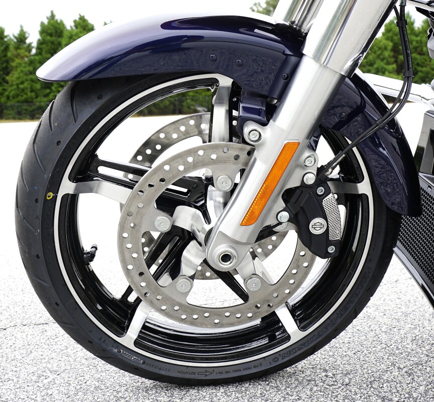 Road Glide - Photo 2