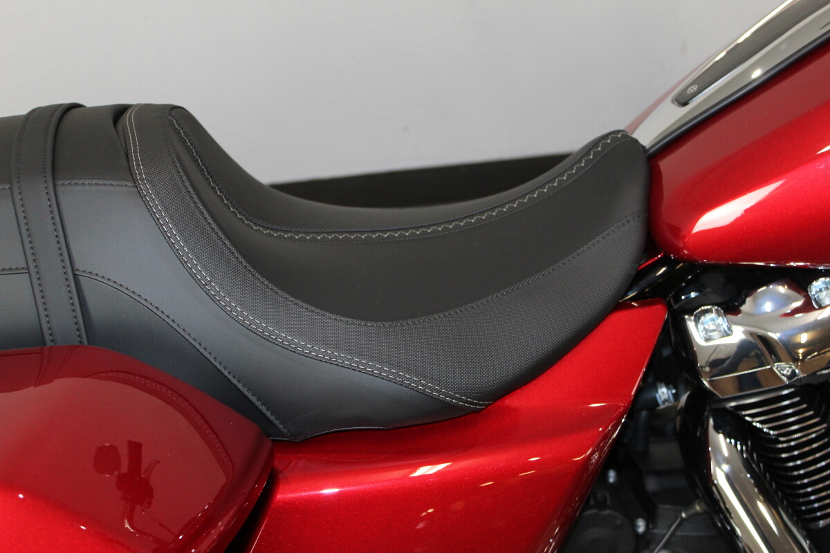 Harley-Davidson Road Glide 2025 FLTRX 84649380 BRILLIANT RED - Photo 9
