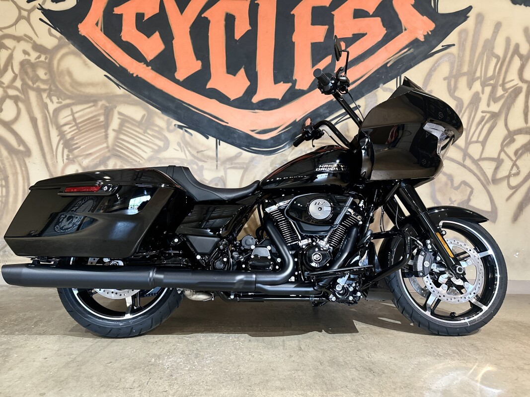 FLTRX 2025 Road Glide