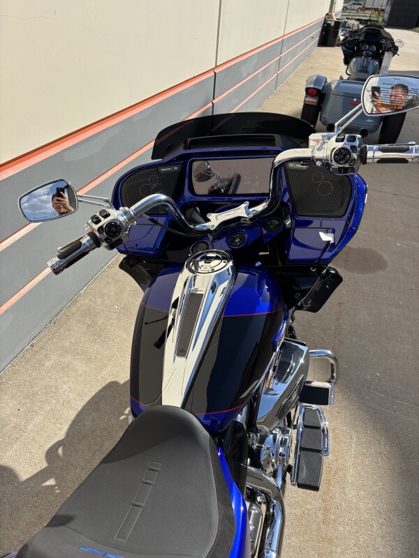 2025 Harley-Davidson CVO Road Glide BLUE STREAK - Photo 5