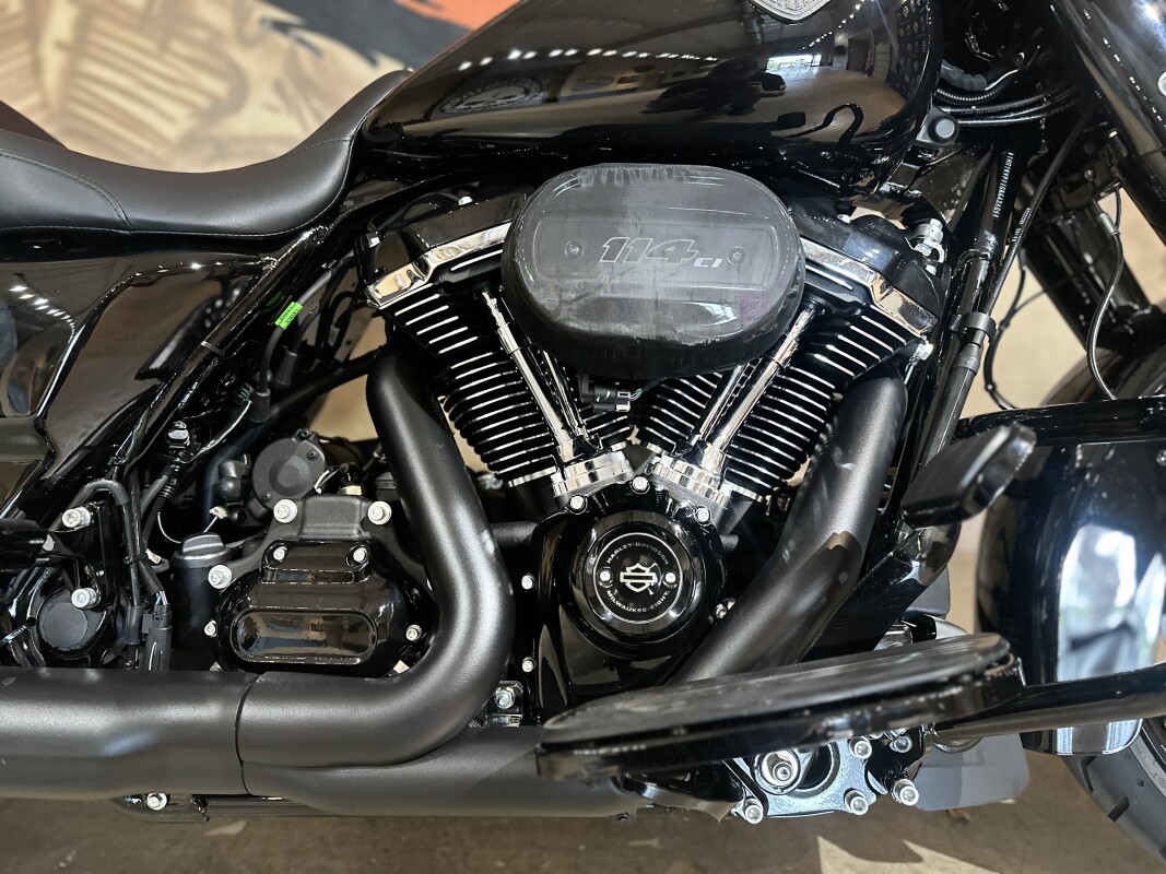 FLHRXS 2025 Road King Special - Photo 7