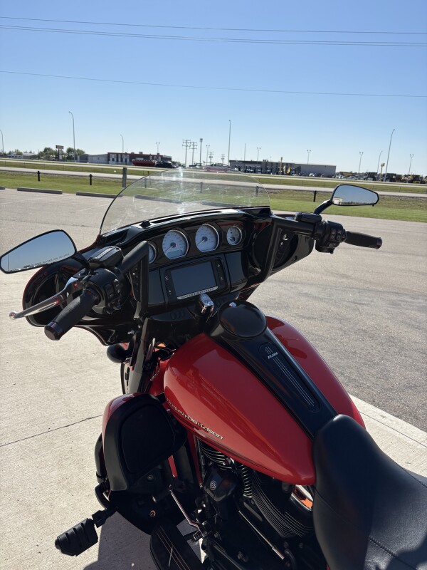 2017 Harley-Davidson Street Glide Special - Photo 6