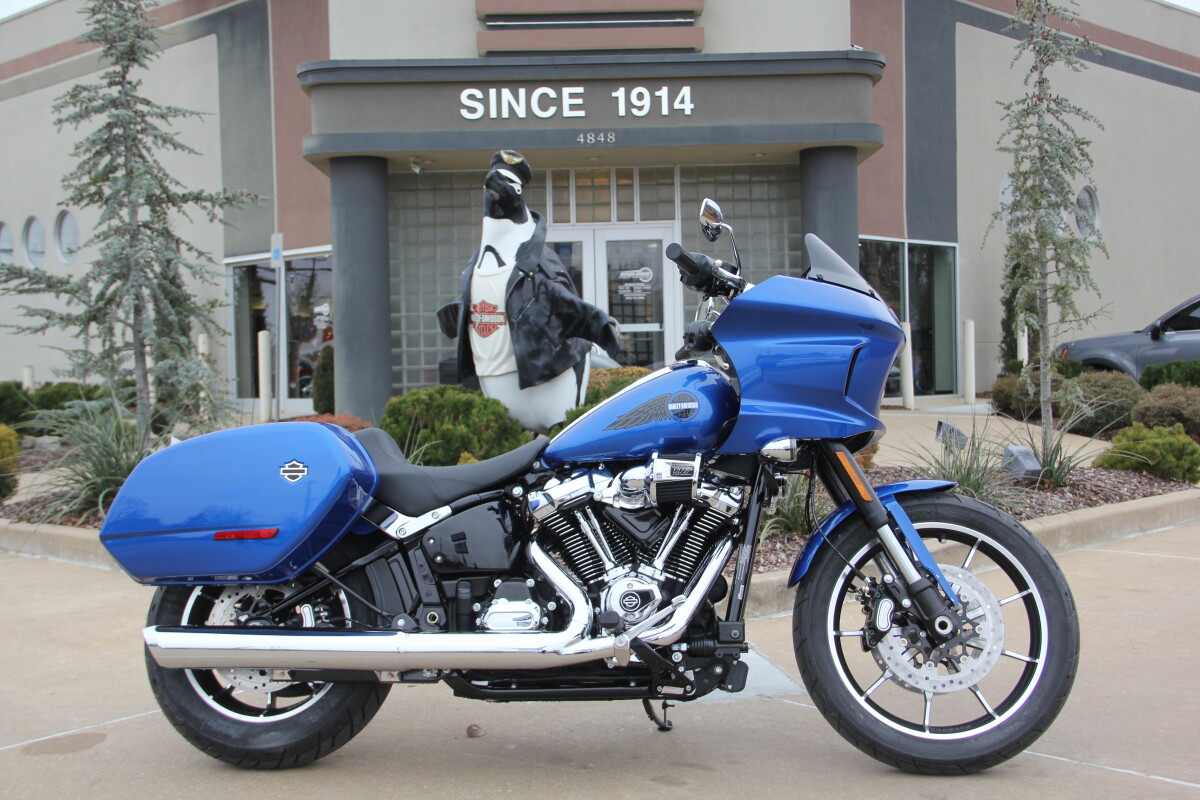 2025 Harley-Davidson Low Rider ST - Photo 2