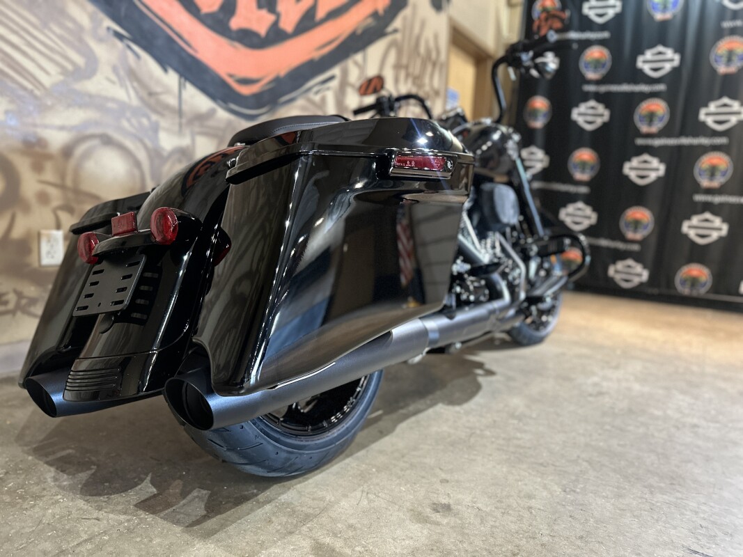 FLHRXS 2025 Road King Special - Photo 3
