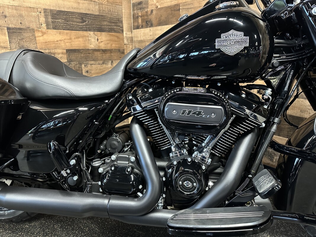 2025 Harley-Davidson Road King Special Vivid Black FLHRXS - Photo 7