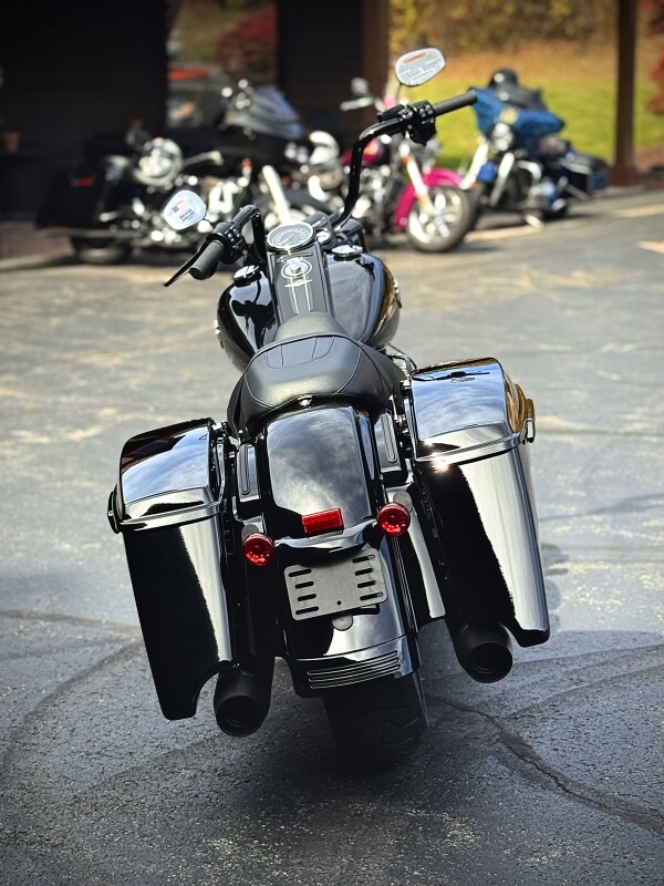 2025 Harley-Davidson Road King Special Vivid Black - Photo 4