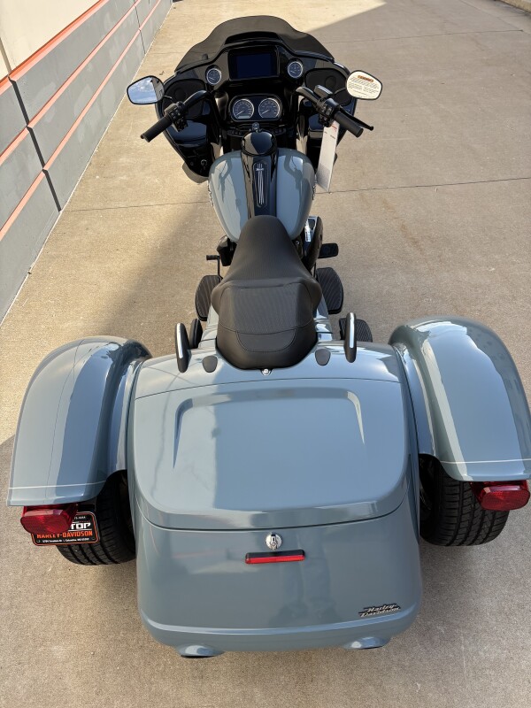 2024 Harley-Davidson Road Glide 3 SHARKSKIN BO - Photo 5