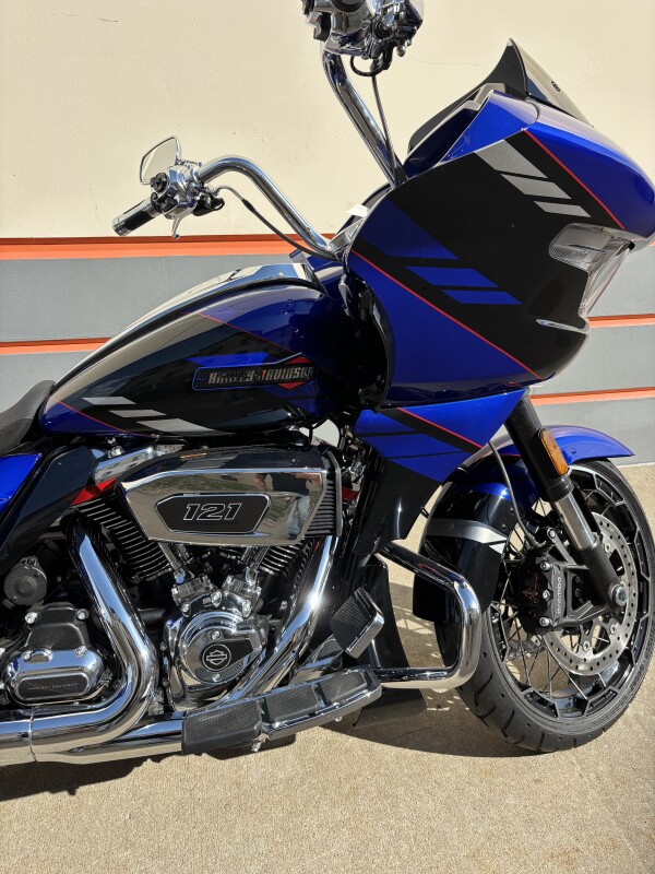 2025 Harley-Davidson CVO Road Glide BLUE STREAK - Photo 2