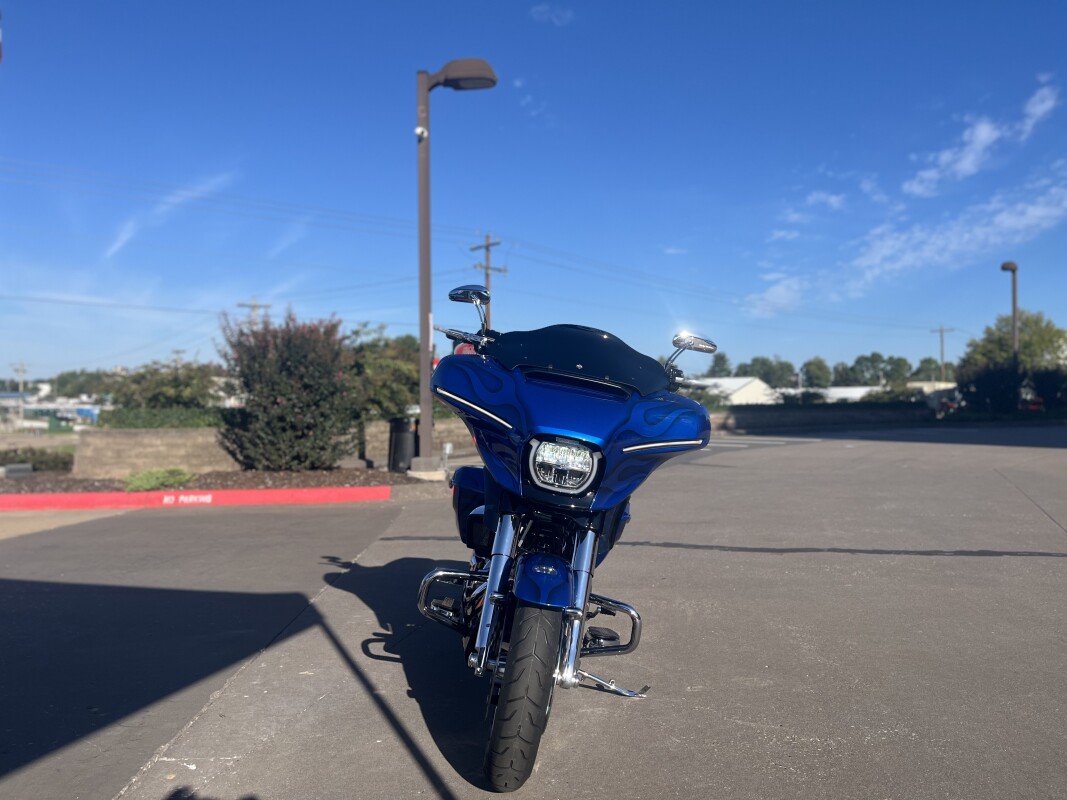 2025 Harley-Davidson Street Glide FLHX Blue Flame Custom paint - Photo 8
