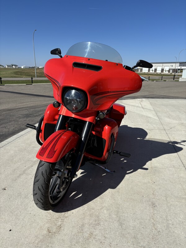 2017 Harley-Davidson Street Glide Special - Photo 2