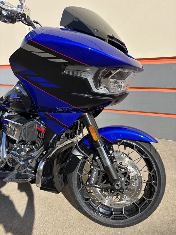2025 Harley-Davidson CVO Road Glide BLUE STREAK - Photo 3