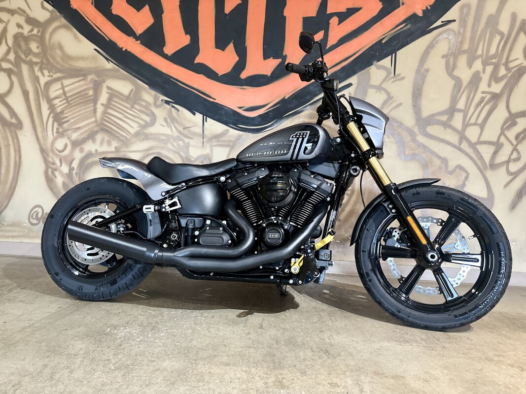 FXBBS 2022 Street Bob 114